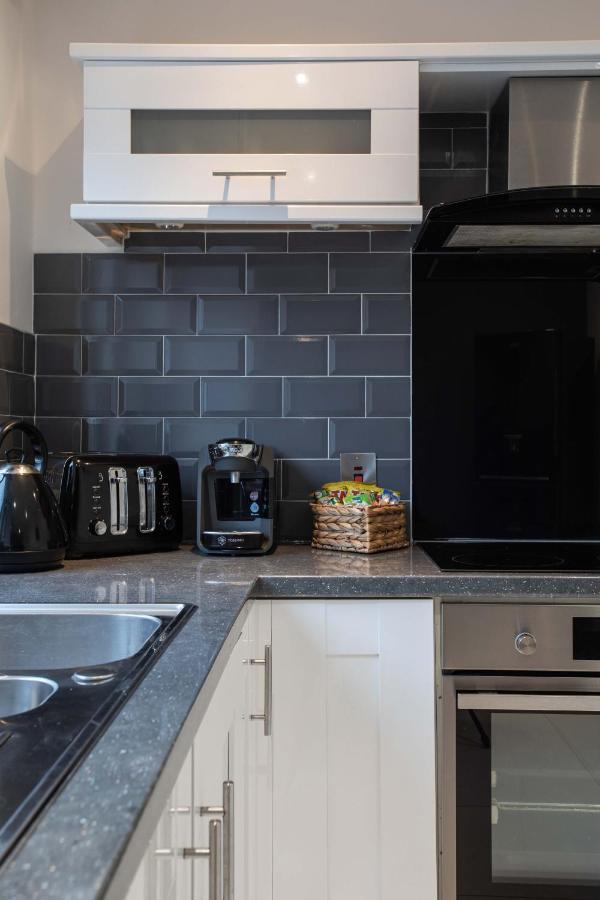 Refurbished Home, 8 Mins To Cc 벨파스트 외부 사진
