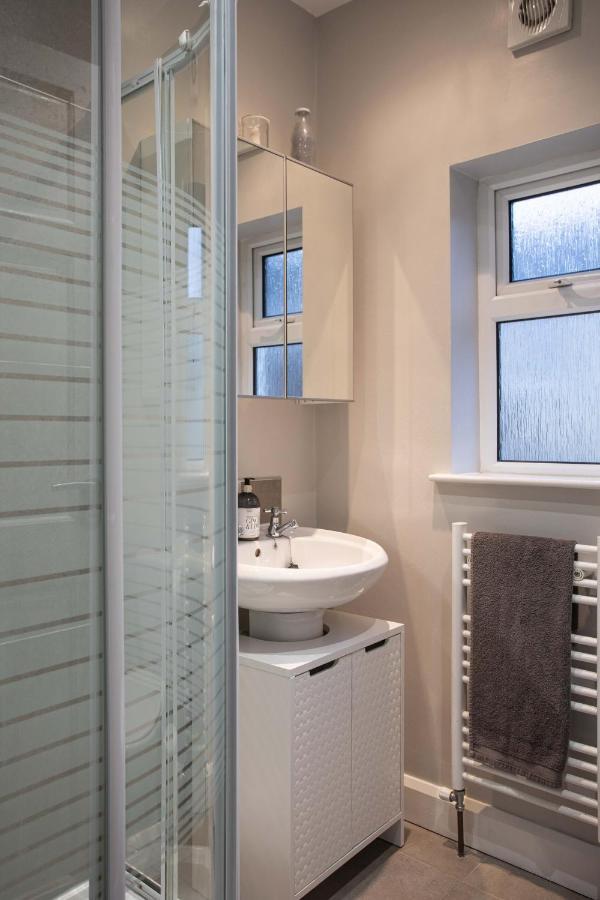 Refurbished Home, 8 Mins To Cc 벨파스트 외부 사진