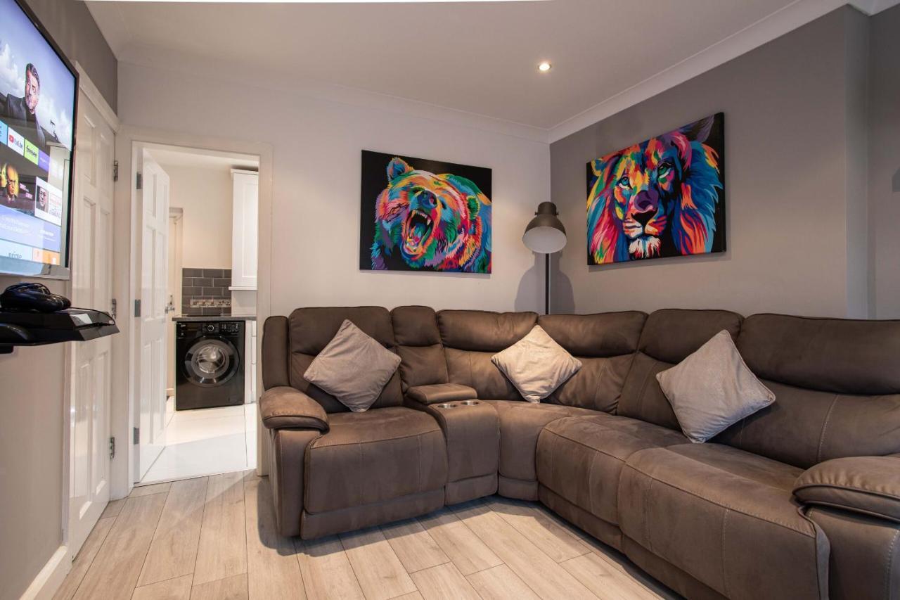Refurbished Home, 8 Mins To Cc 벨파스트 외부 사진