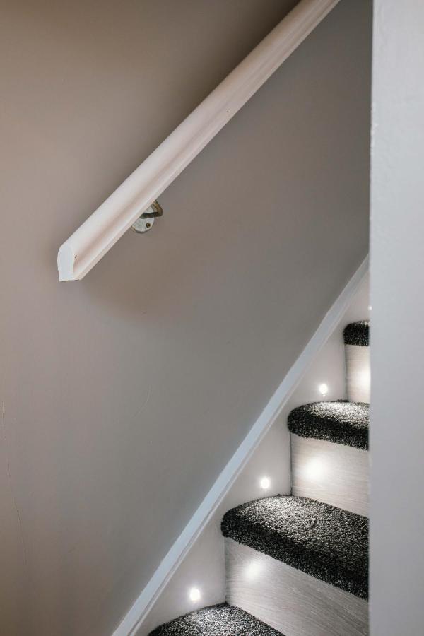Refurbished Home, 8 Mins To Cc 벨파스트 외부 사진